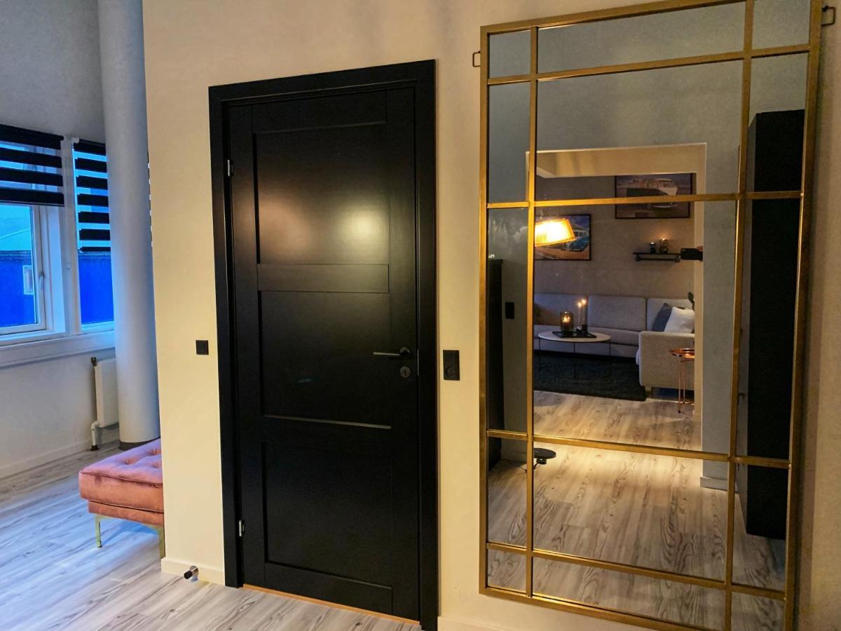 Broncks Apartment 1 - Modern 2-Bedroom In The Heart Of Tórshavn Buitenkant foto